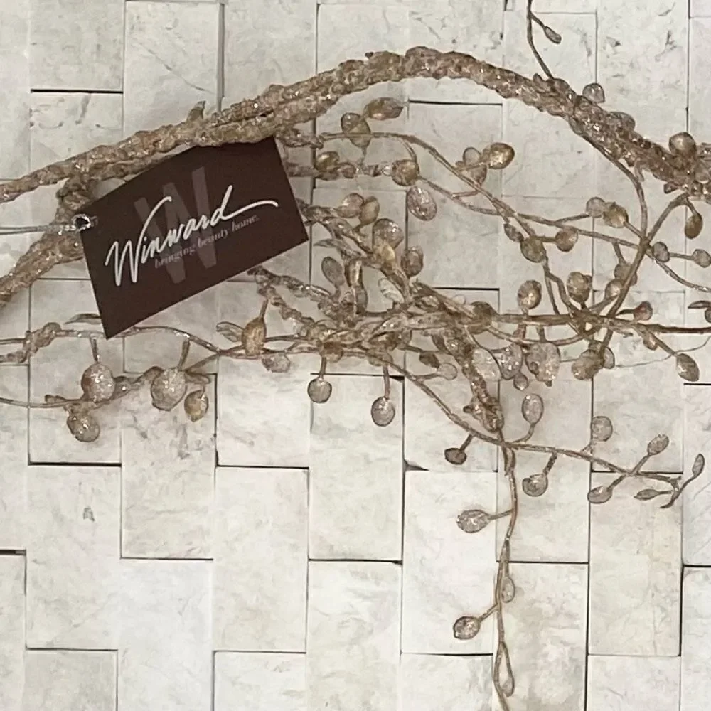 NWT New Winward Home Gold Shimmer Holiday Eucalyptus Winter Leaf Vine Garland
